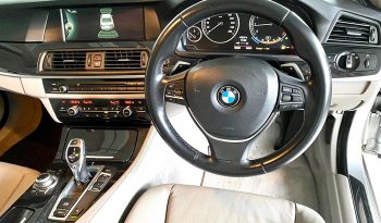 2013 – BMW 520I SPORTS 2.0 AT SILVER – SLW6849R full
