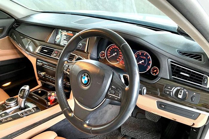 2014 – BMW 730LI 3.0 AT WHITE – SKM3972B full